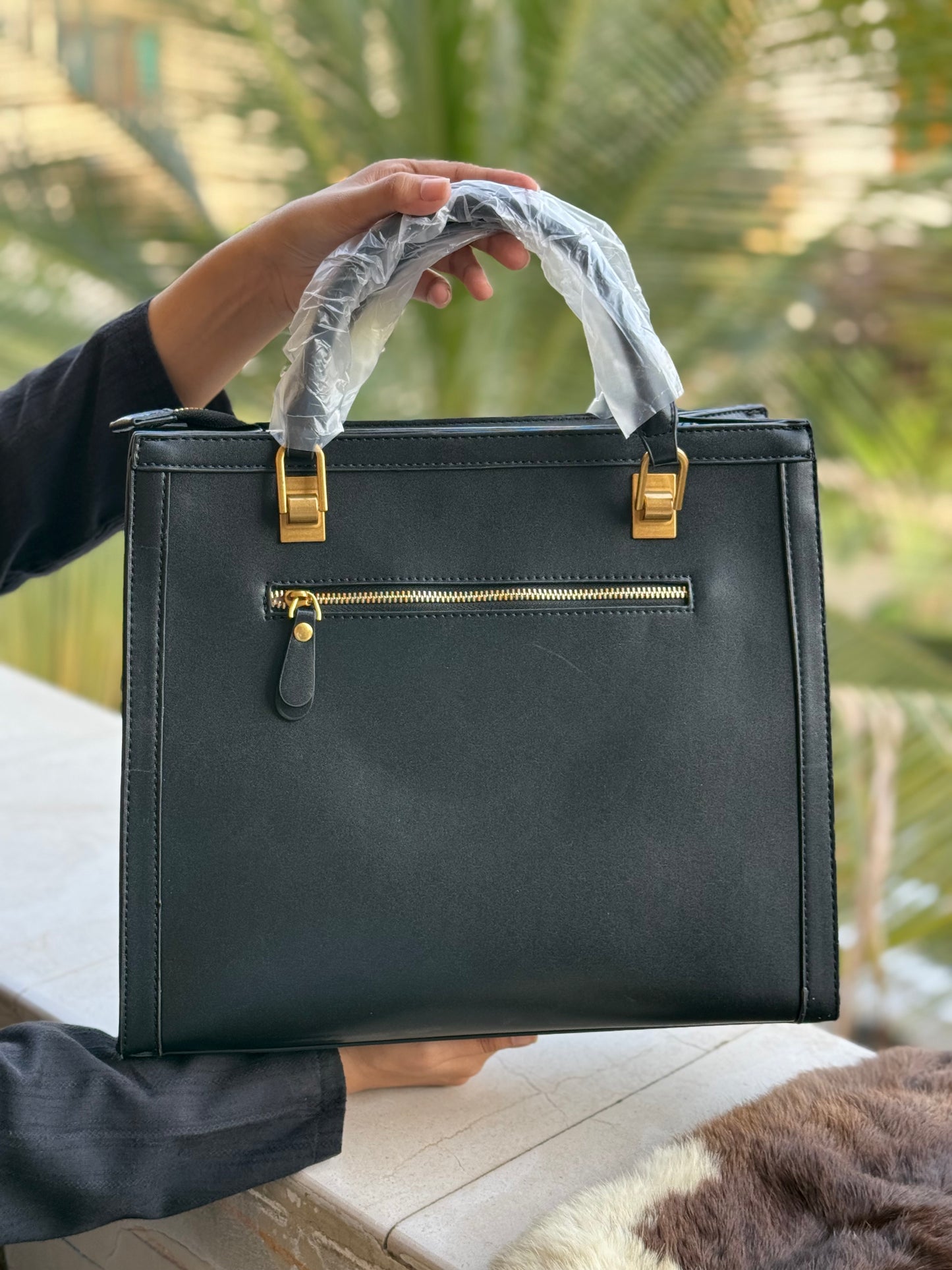 Guess Abey Tote Bag-Master Quality