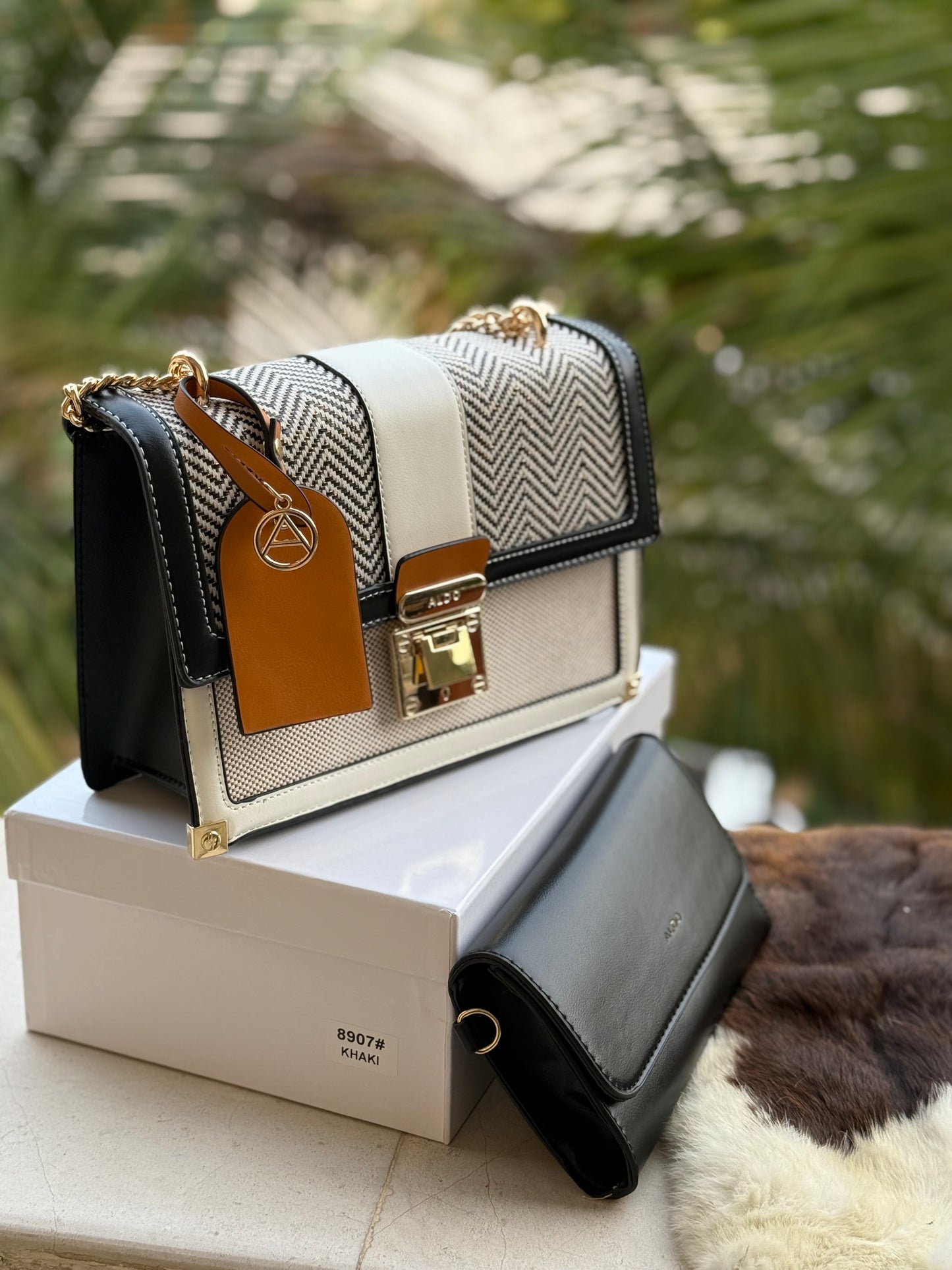 Aldo Alanderiel Crossbody with pouch and box