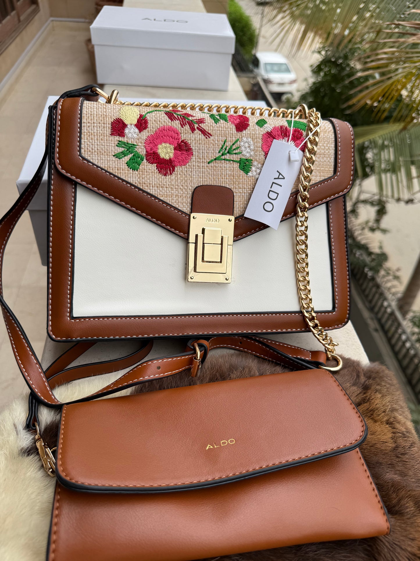 ALDO FLORAL Crossbody- With Pouch!