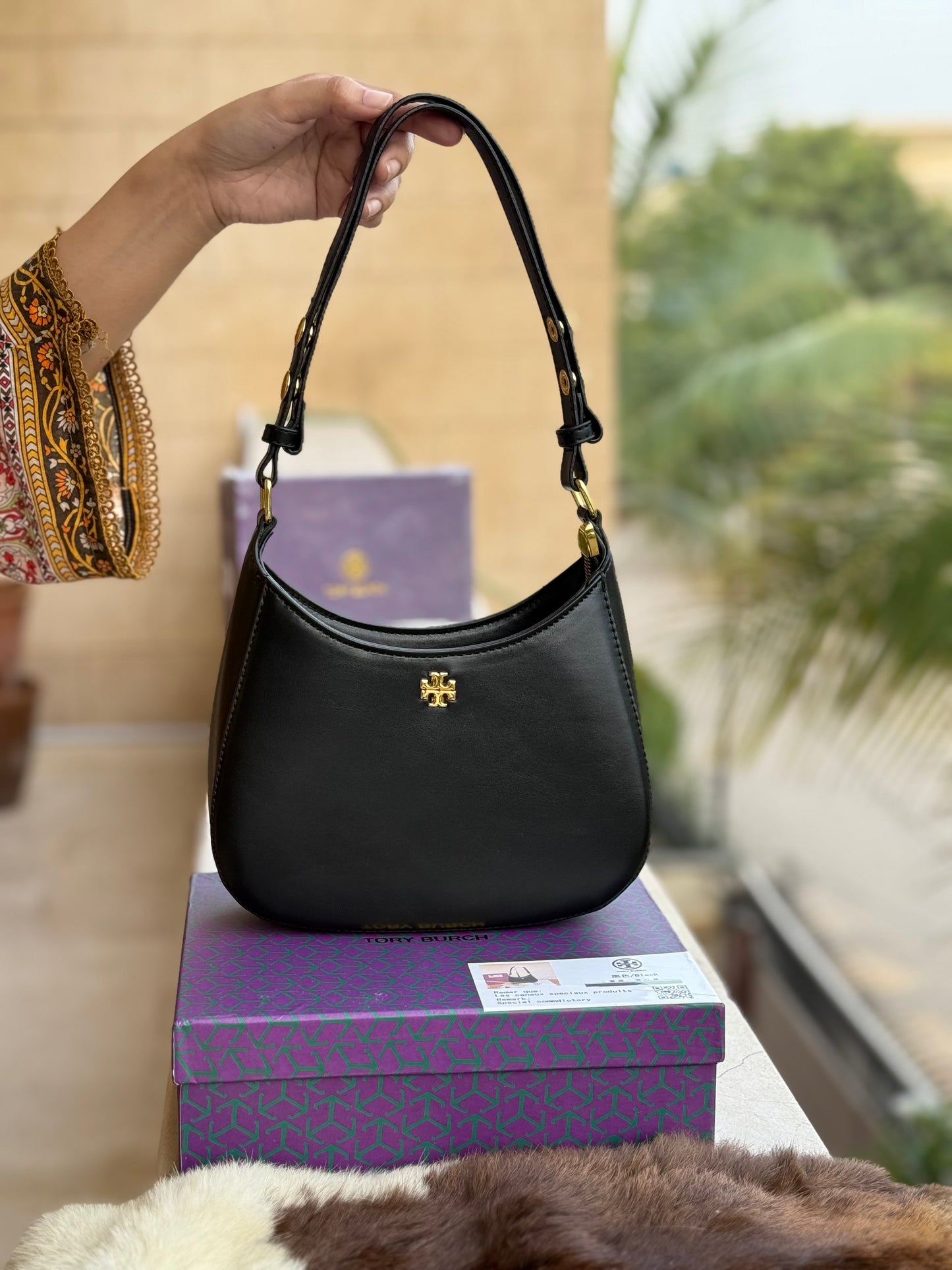 Tory Burch Emerson Hobo-Budget Series With Box