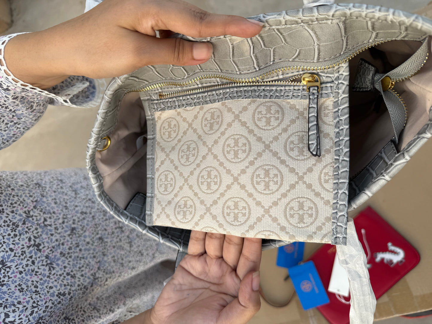 Tory Burch T Monogram Cloud Zip Tote Bag-Master Plus Series