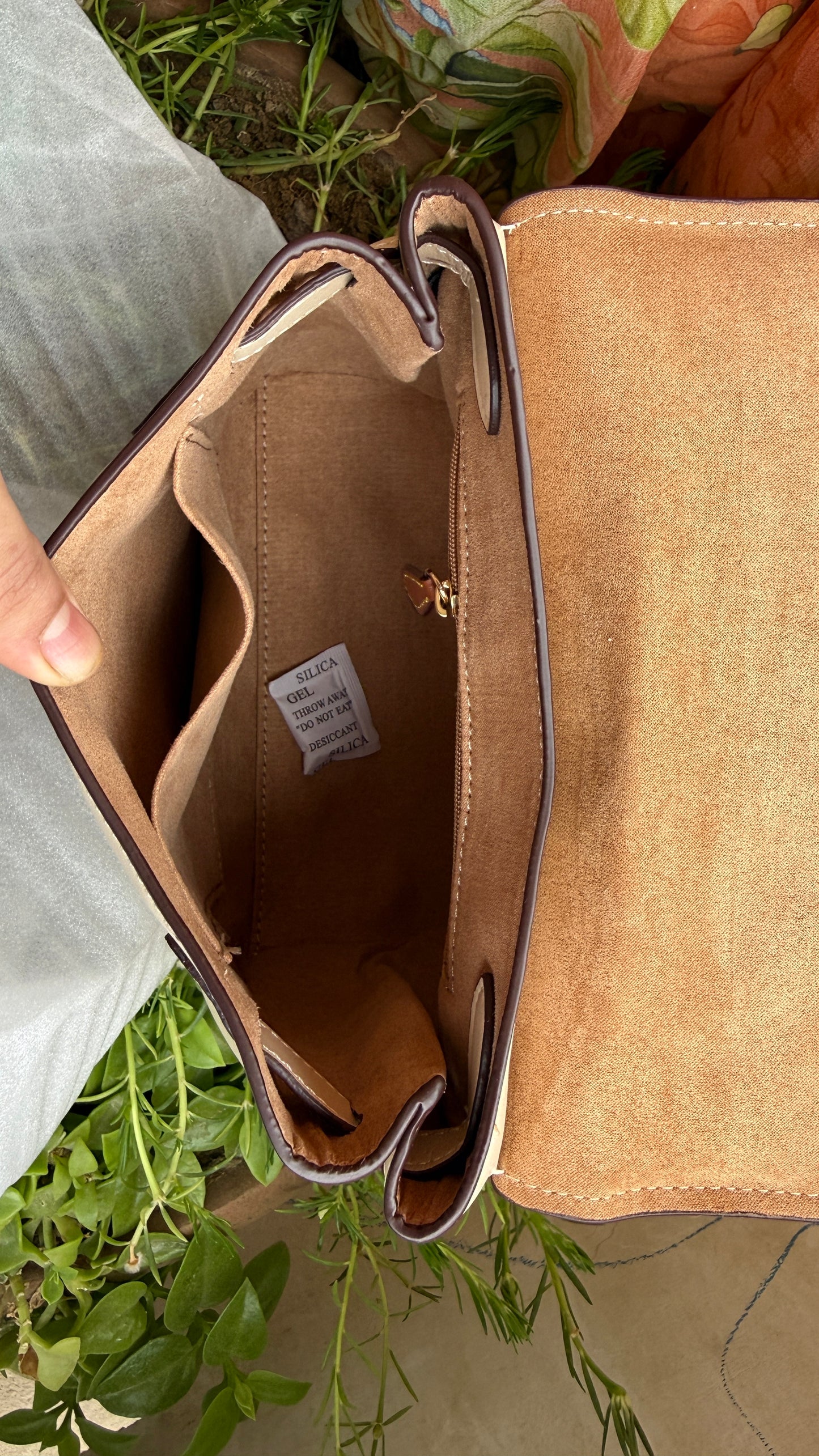 Coach Emory Top Handle Bag-Folding Box-Master Plus