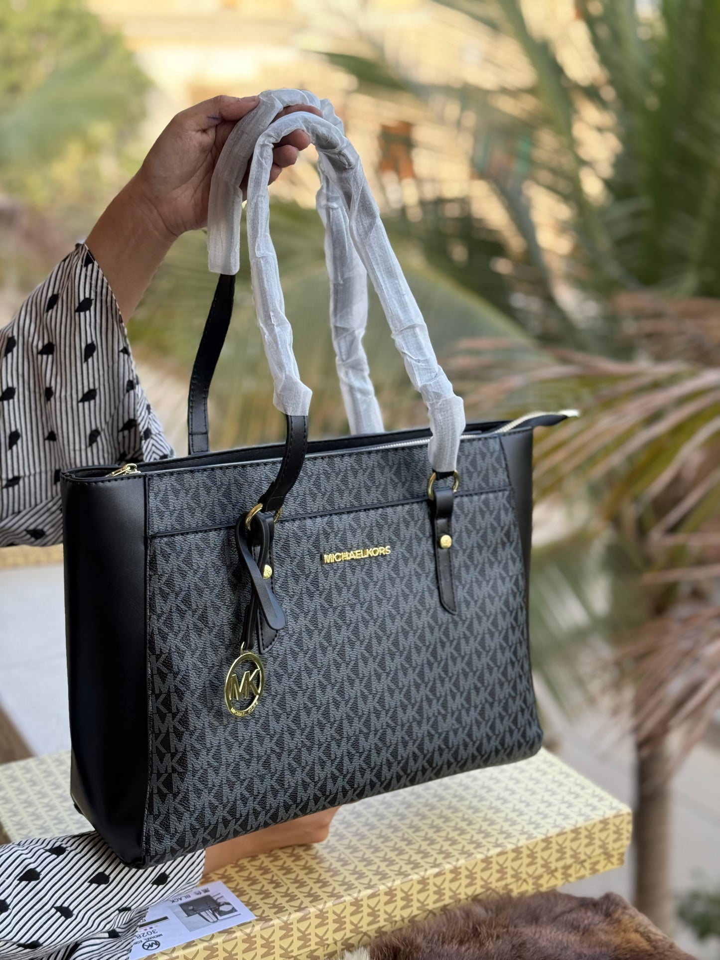 Michael Kors Tote With Box