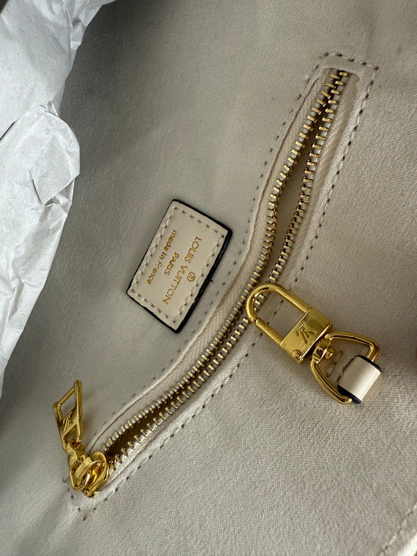 Louis Vuitton On the PM-With Folding Box ( Master Series )