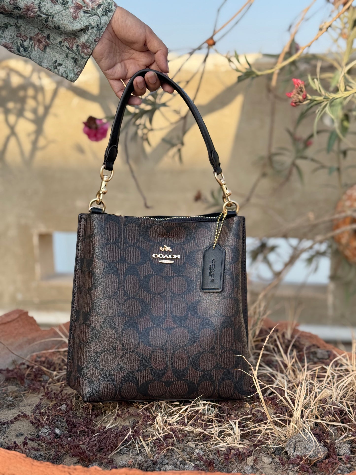 Coach Mollie 22 Bucket Bag Master Plus Series With box