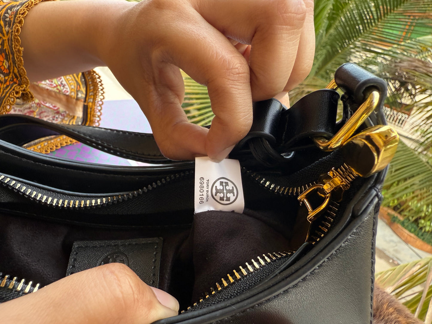 Tory Burch Emerson Hobo-Budget Series With Box