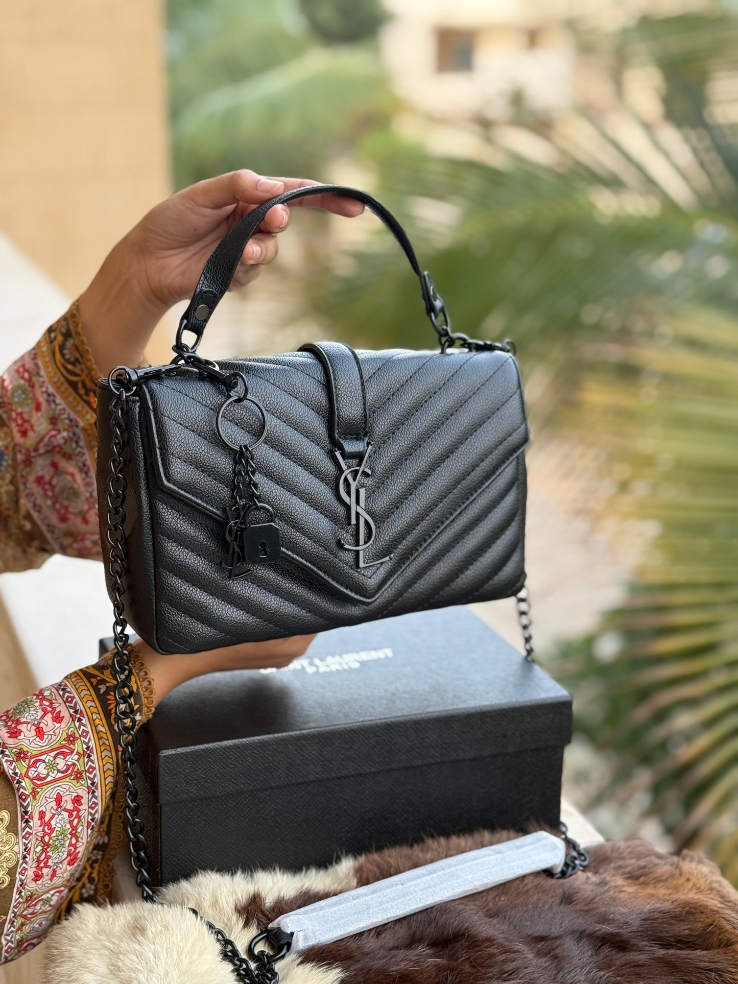 YSL Saint Lauren College Shoulder Bag!