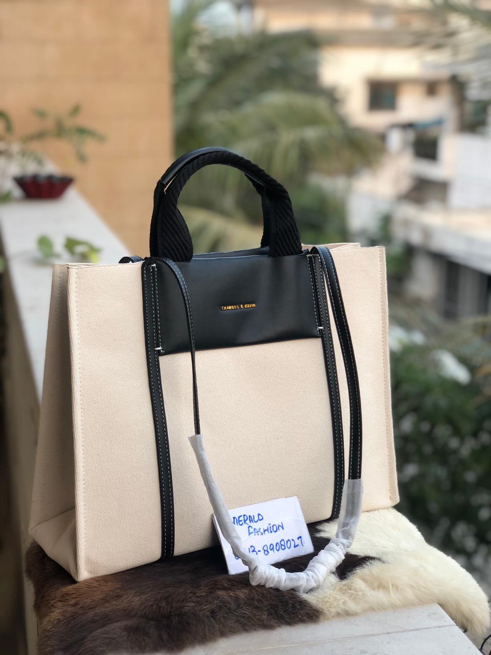 Charles & Keith SHALIA Full size tote ( Master Series )