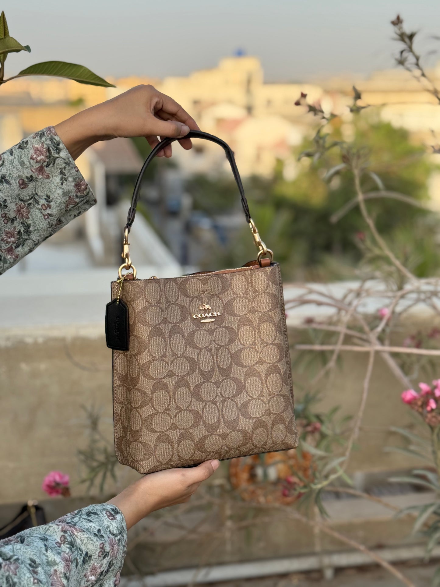 Coach Mollie 22 Bucket Bag Master Plus Series With box