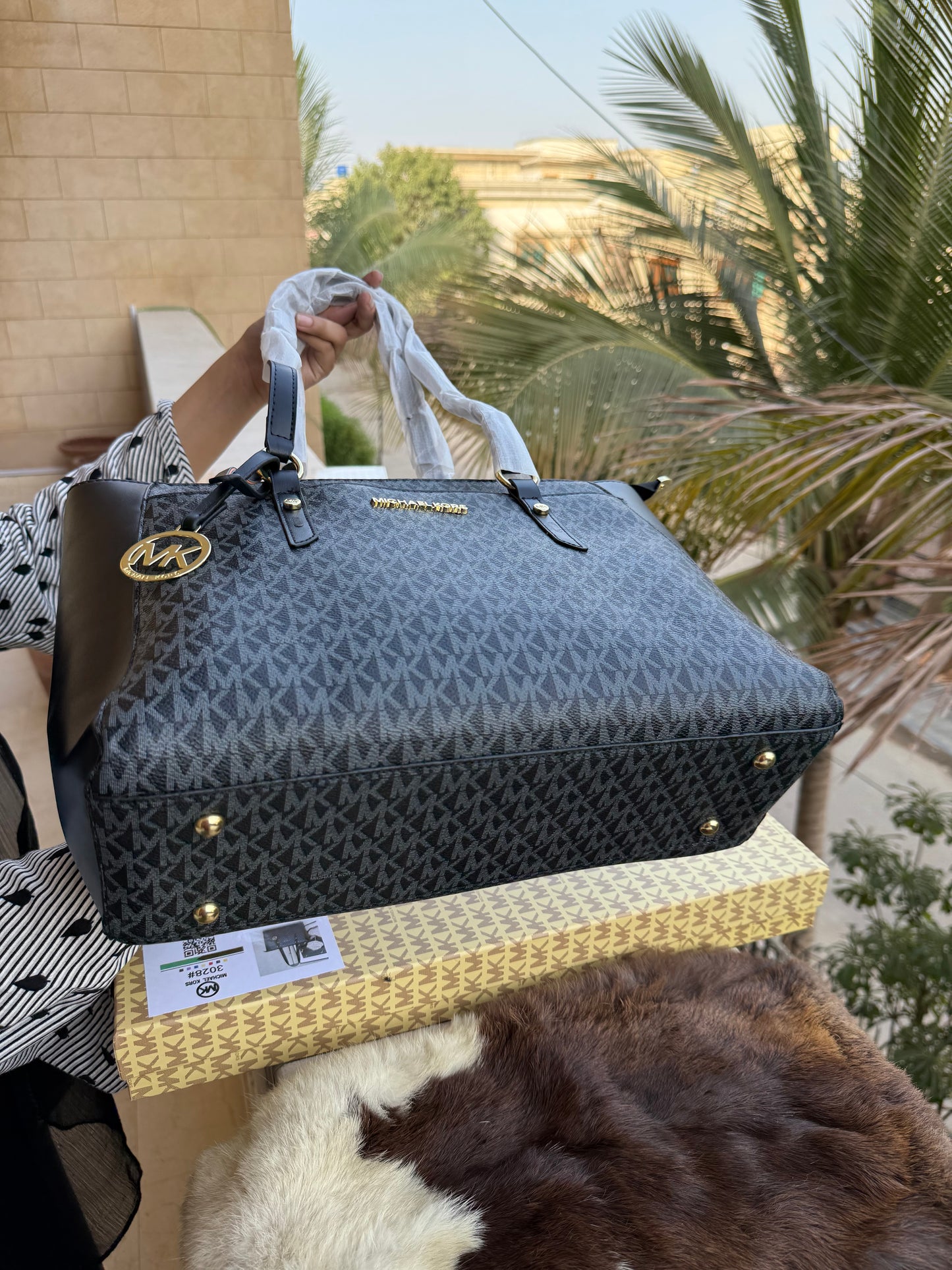 Michael Kors Tote With Box