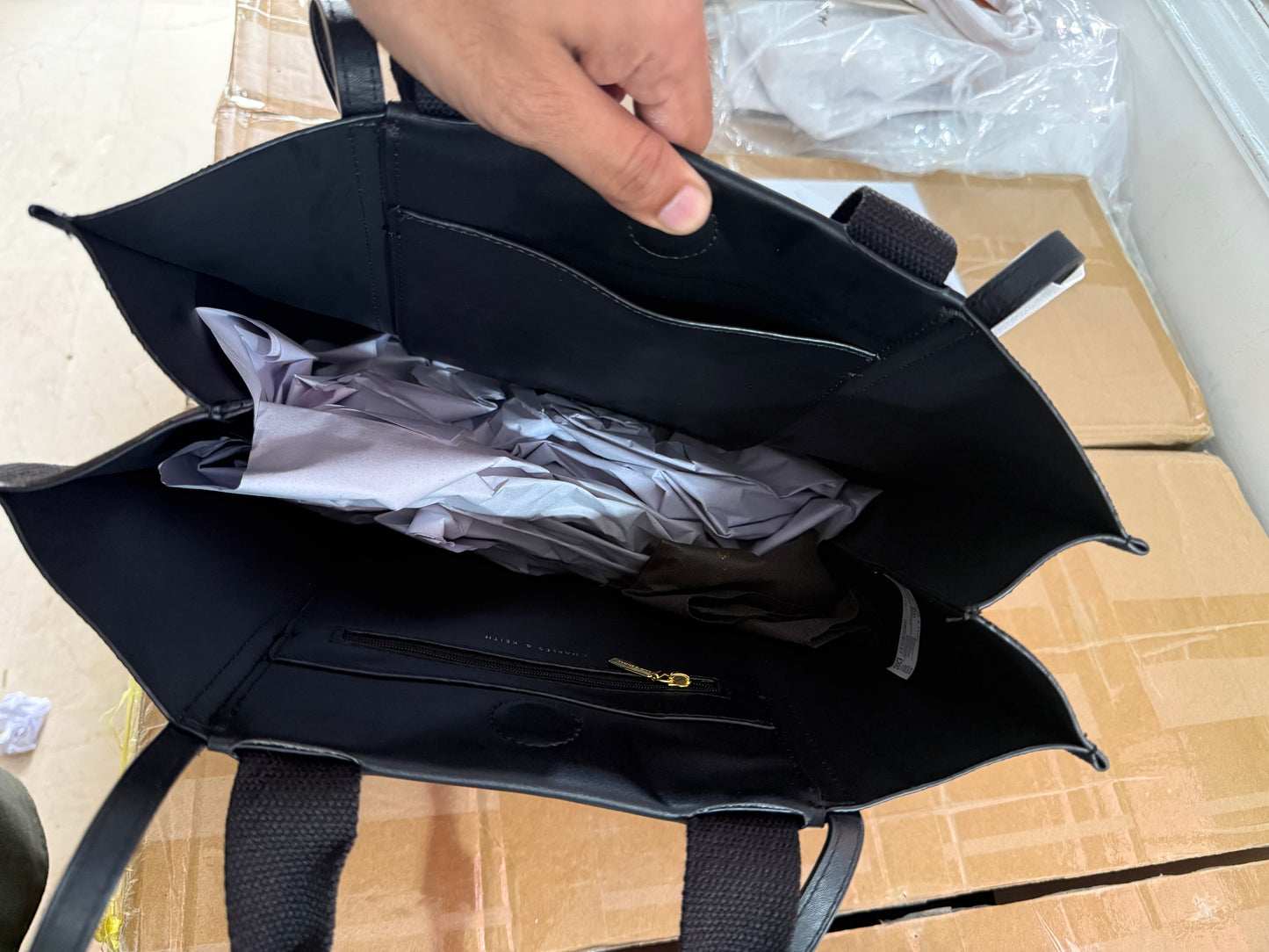 Charles & Keith SHALIA Full Size Tote All black ( Master Series )
