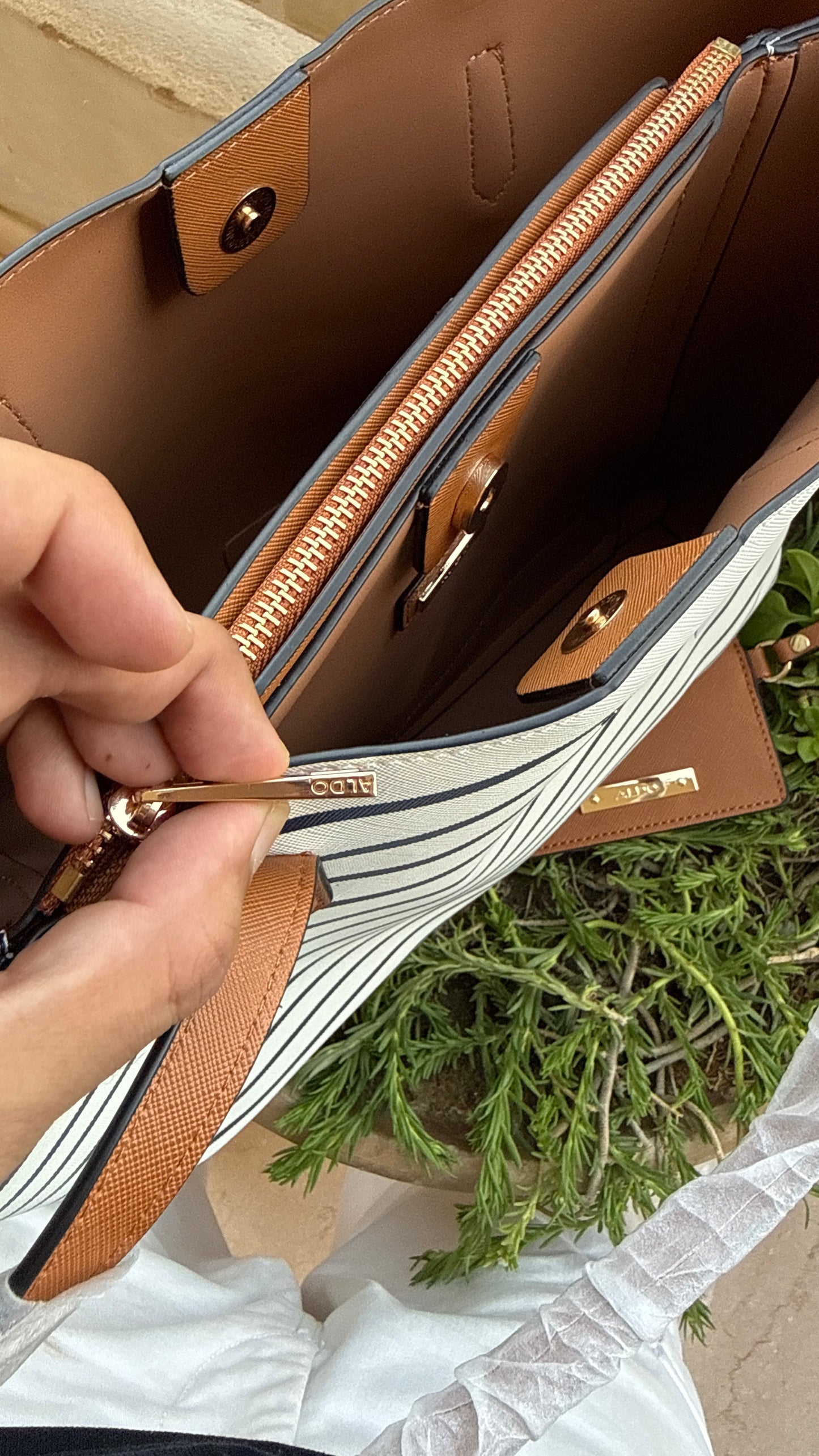 Aldo Ysabelle Tot-With Coin Wallet-Master Series