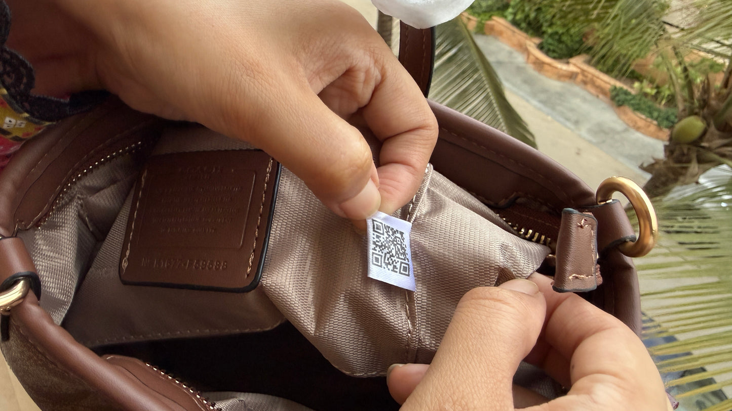 Coach City Mini Tote Bag-With Wallet & Charm Chain-Box Included-Master Plus Series.