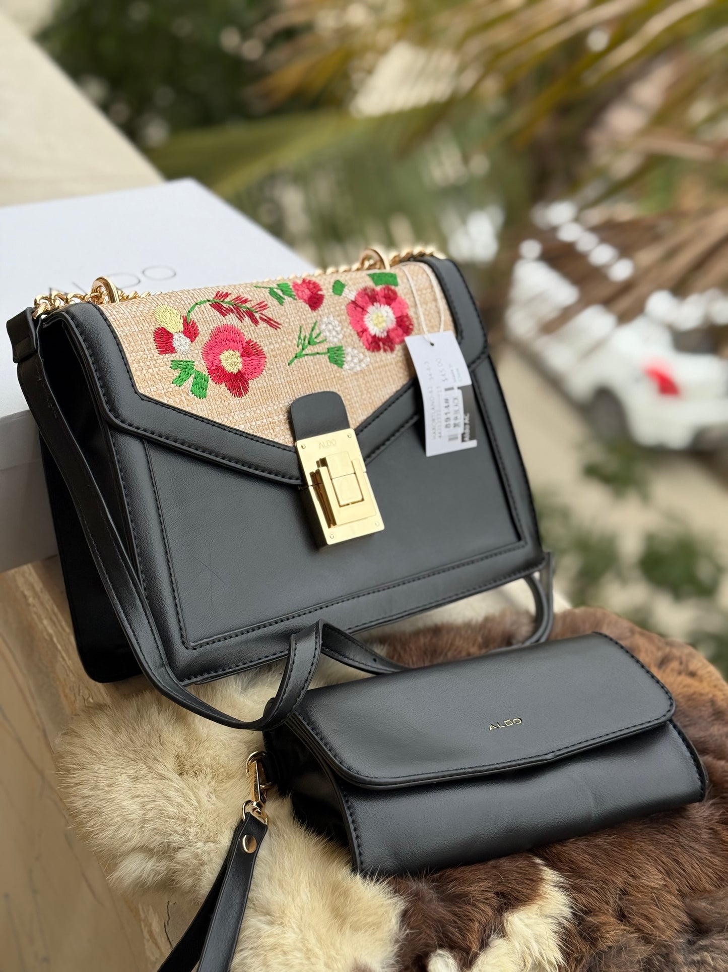 ALDO FLORAL Crossbody with pouch!