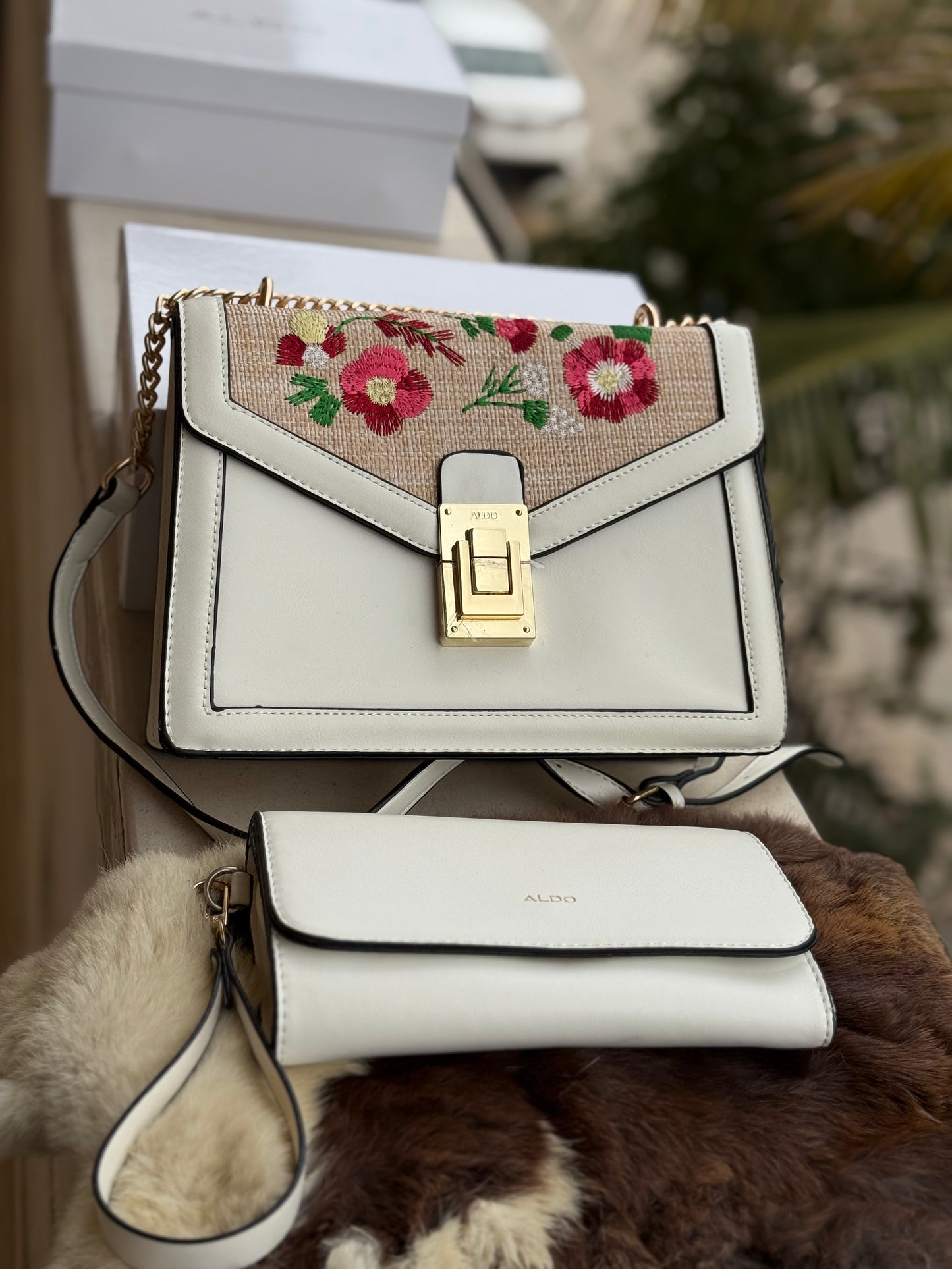 ALDO FLORAL Crossbody- With Pouch!