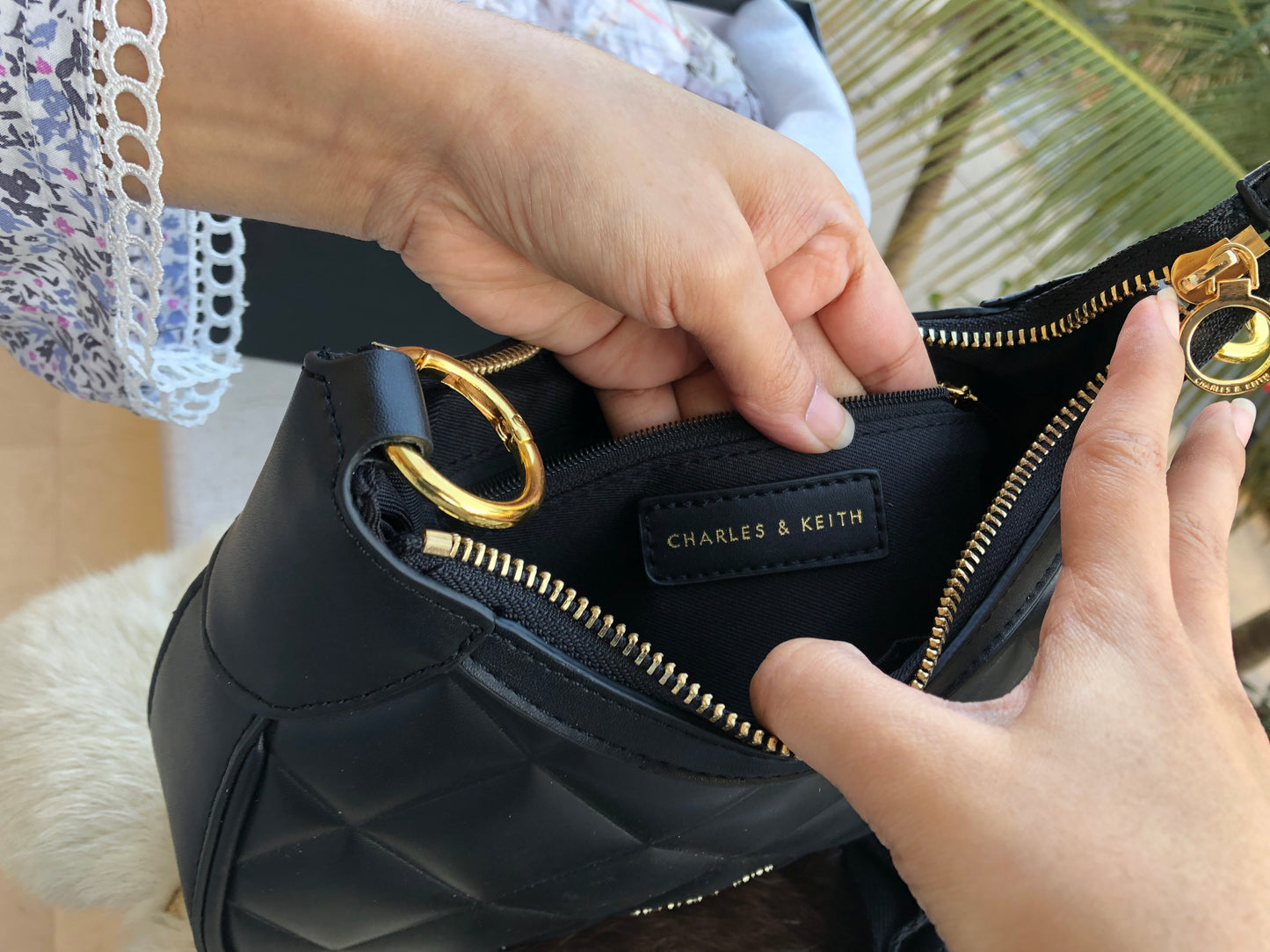 Charles & Keith Cross body/Shoulder
