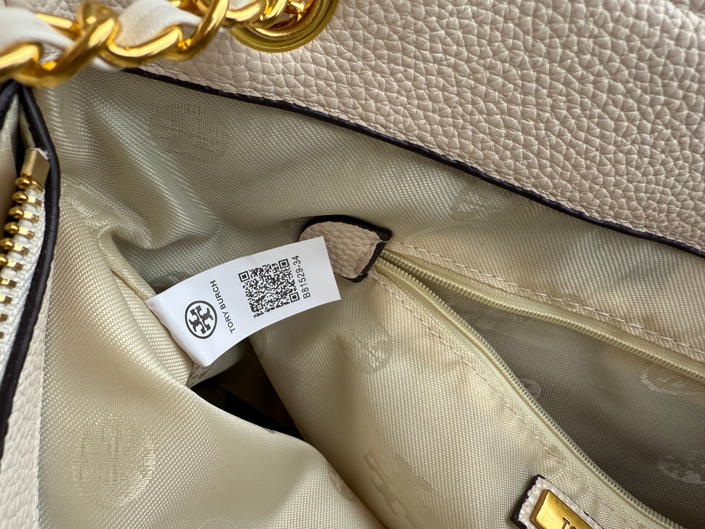Tory Burch Britten Slouchy Tote Milky White/Cream ( Master Series )