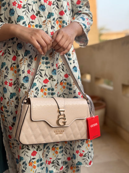 G U E S S ADI Flap Shoulder Bag AAA