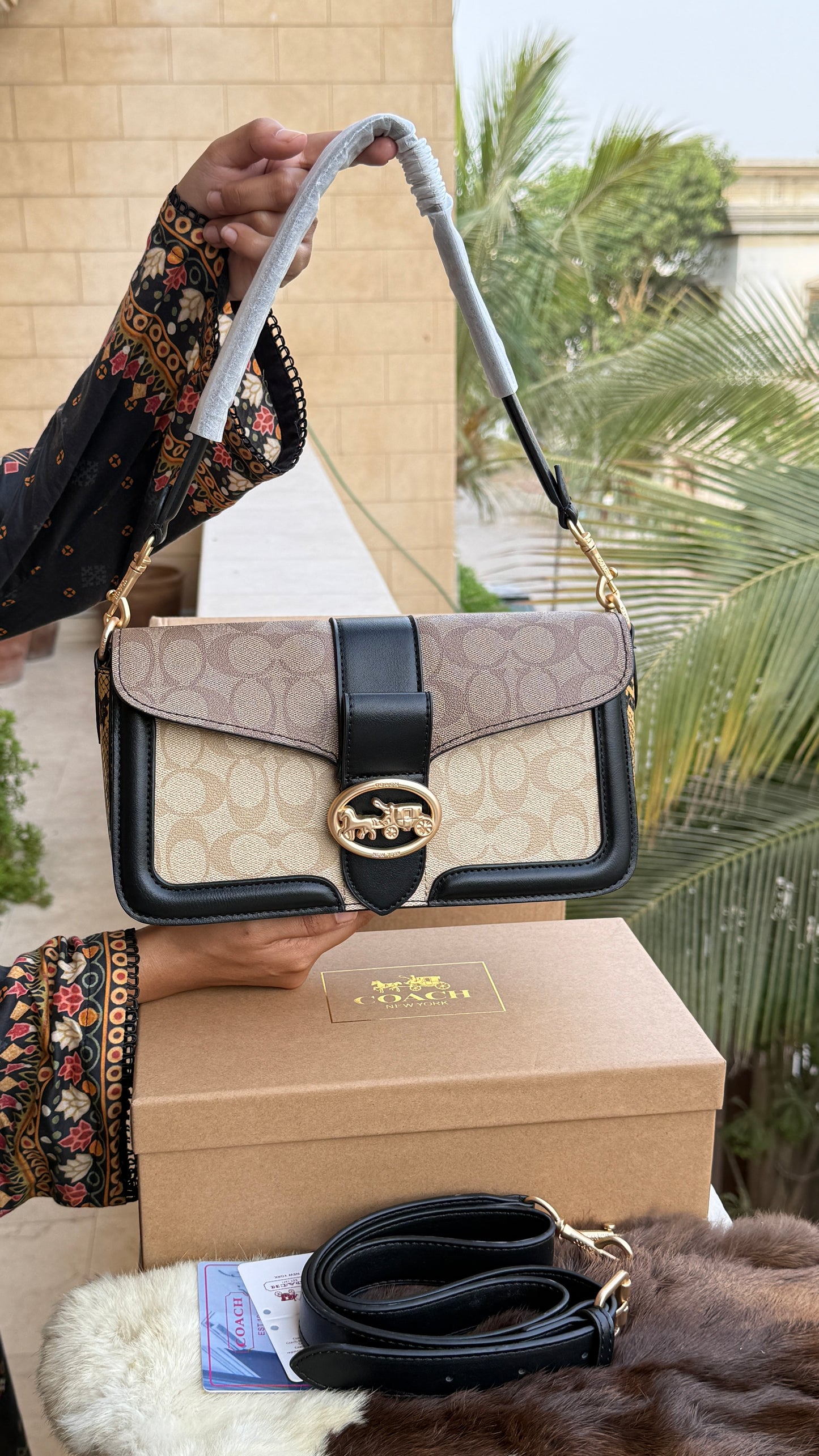 Coach Georgie Shoulder Bag-Double Folding Box-Master Plus Series