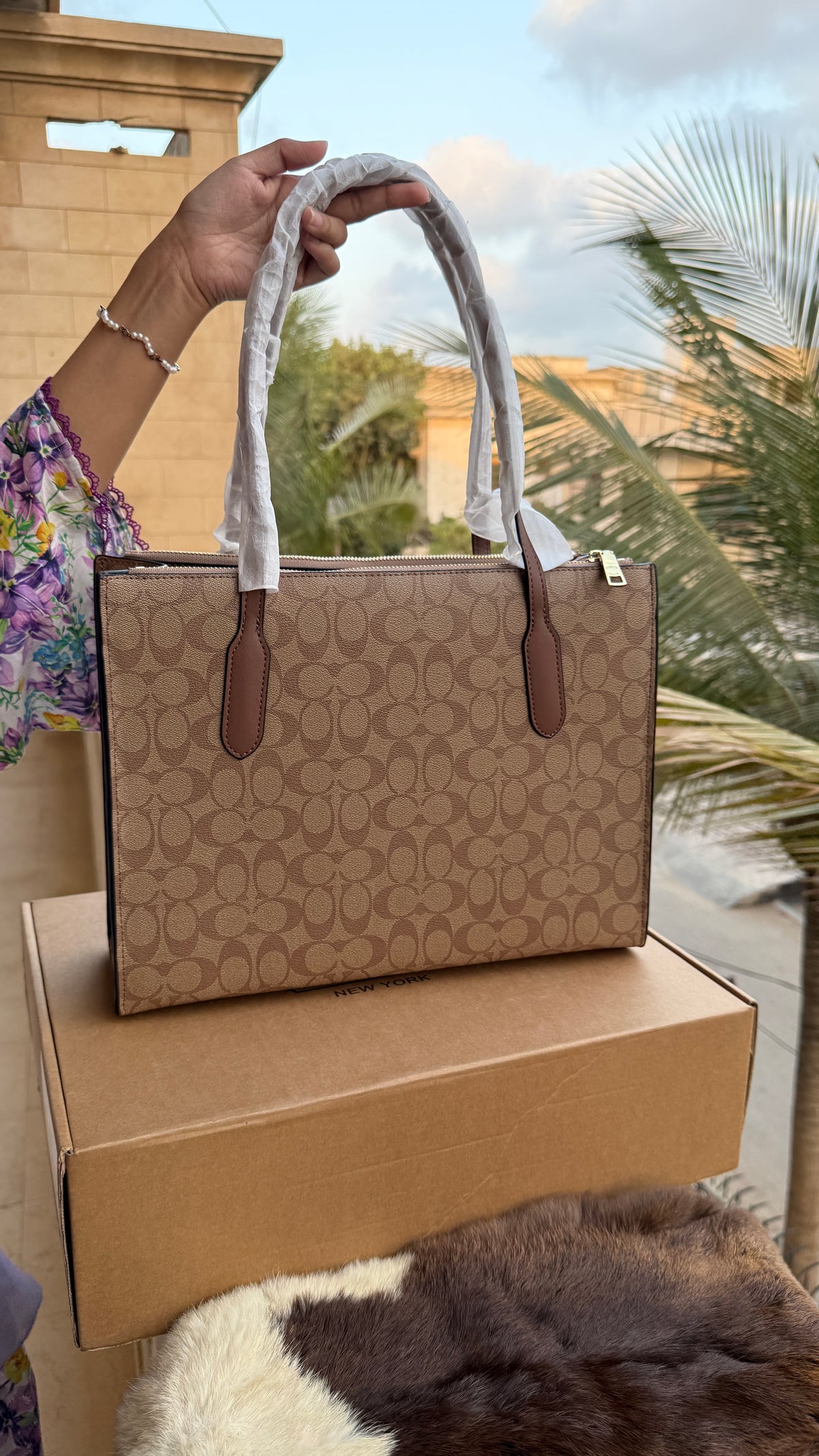 Coach Nina tote Folding Box Packing Master Plus series.