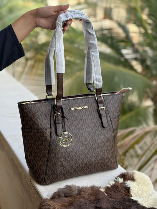 Michael Kors Tote Basic Budget Series