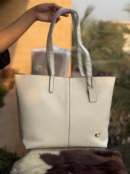 Coach North Tote Bag 32-Master Series