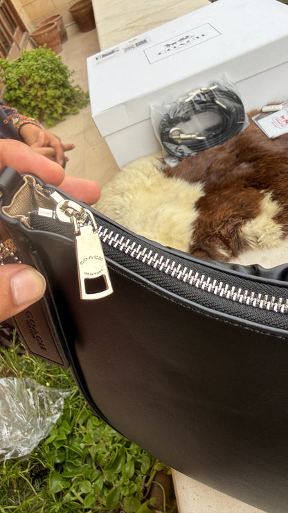 Coach Teri Hobo Large-With Box Master Series