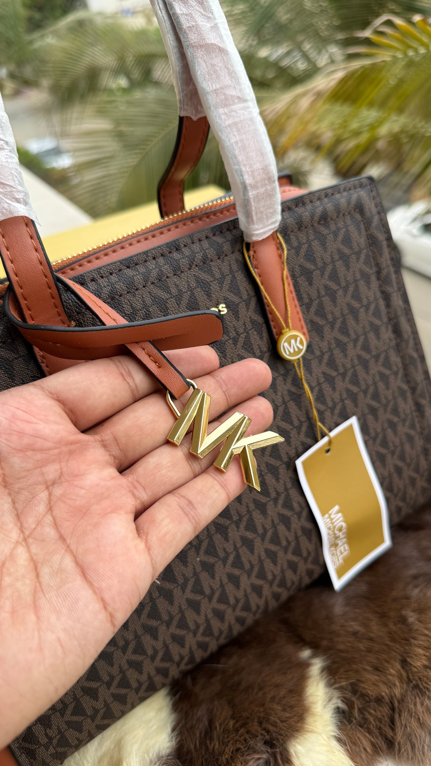Michael Kors Laila Signature Monogram Hand Bag-With Box-Master Series