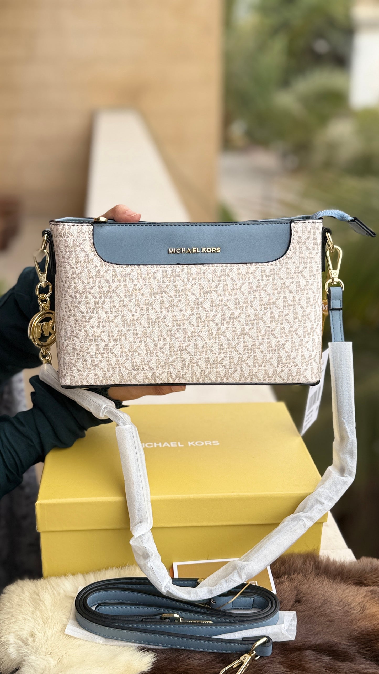 Michael Kors Crossbody/Shoulder Bag Master Series with box