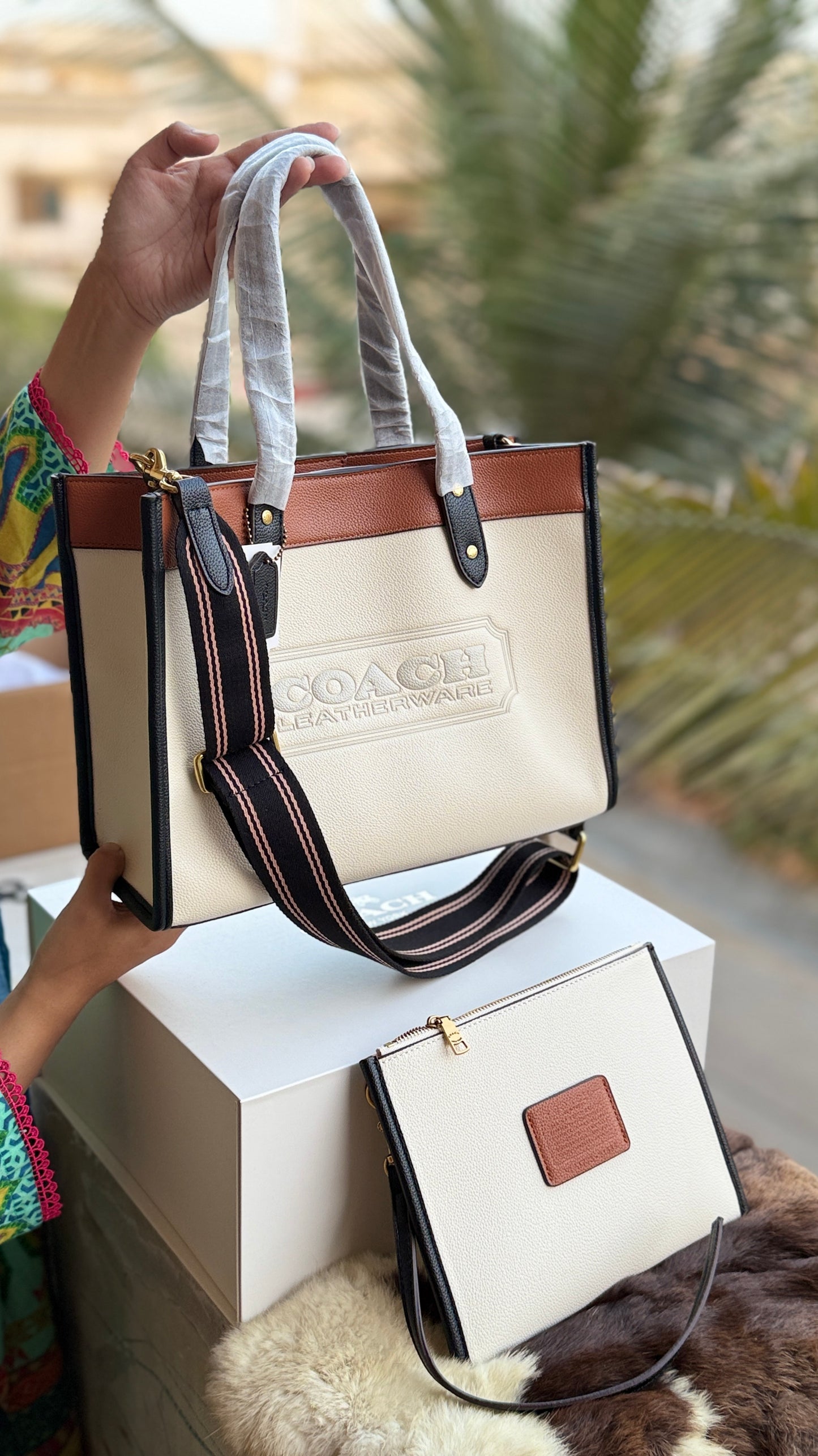 Coach Field tote 30 Double folding box-AAA Quality
