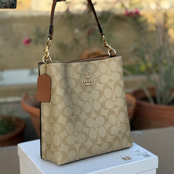 Coach Mollie 22 Bucket Bag Master Plus Series With box