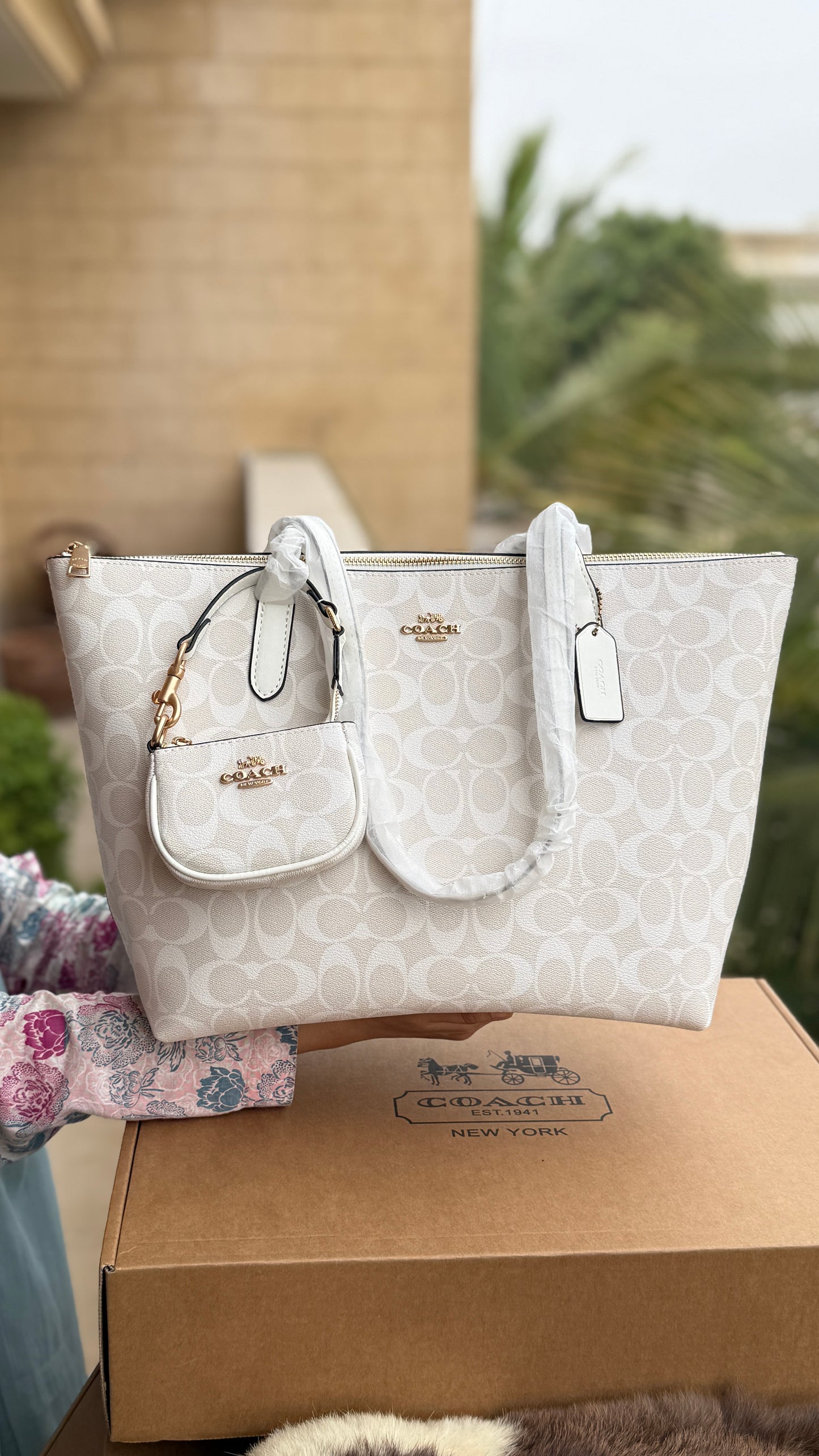 Coach Tote-With Coin Bag-Master Plus Series-With Box