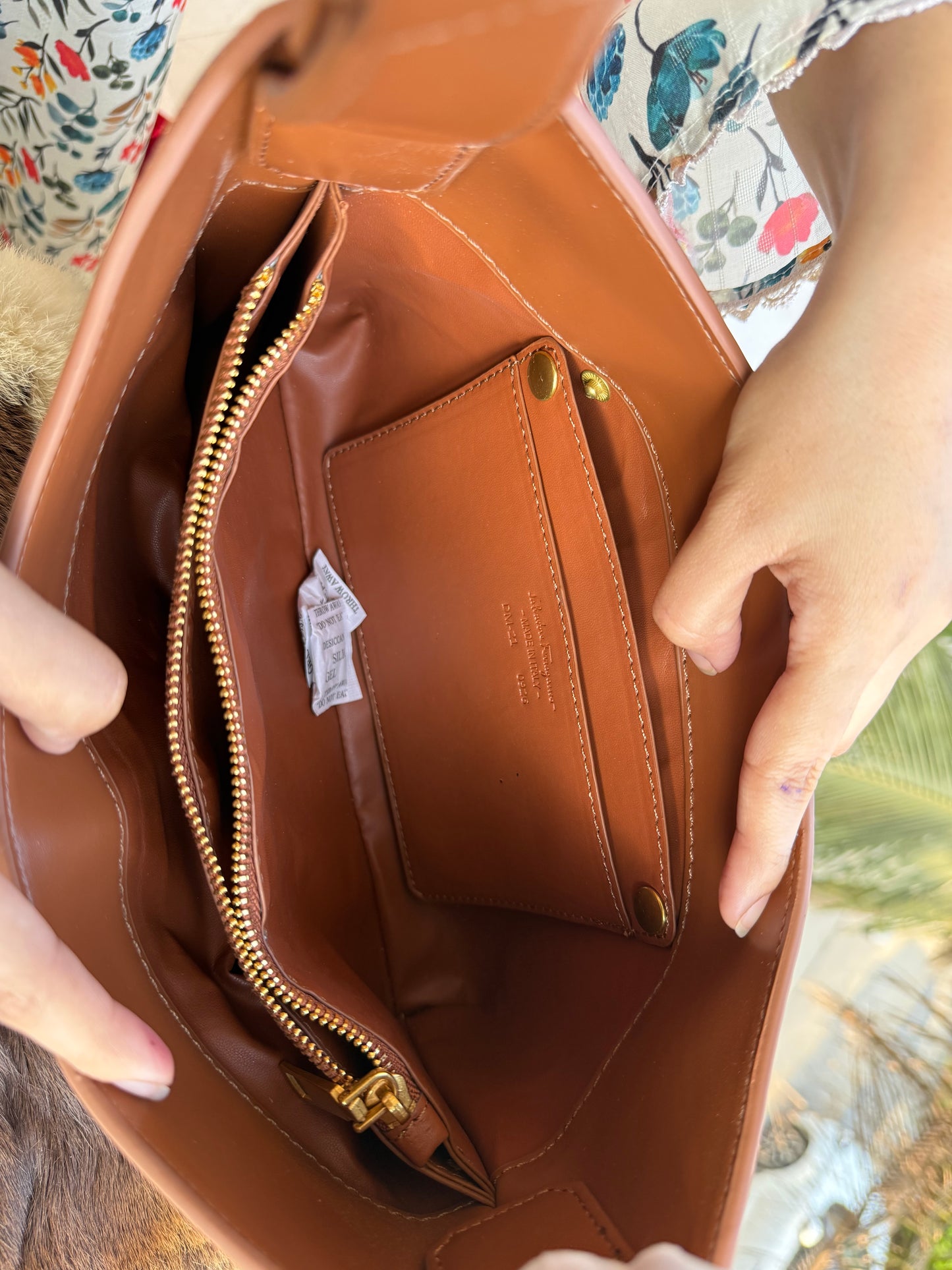 Salvatore Ferragamo Trifolio shoulder bag-Master Series-With Paper Bag-Same As Original