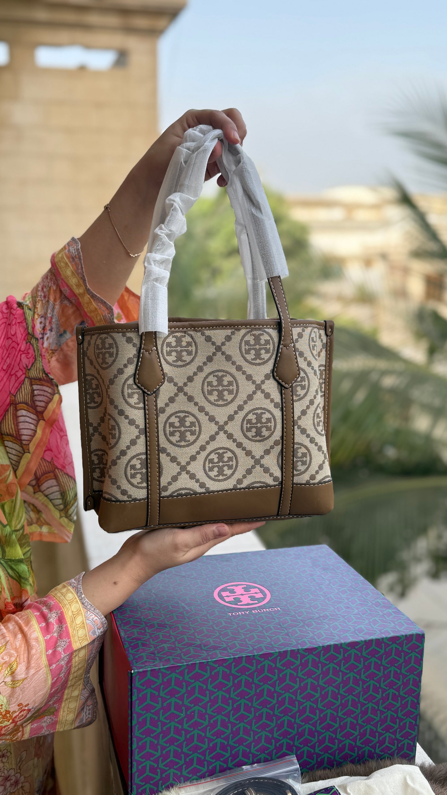 Tory Burch Perry Mini tote-Master Series-Folding box