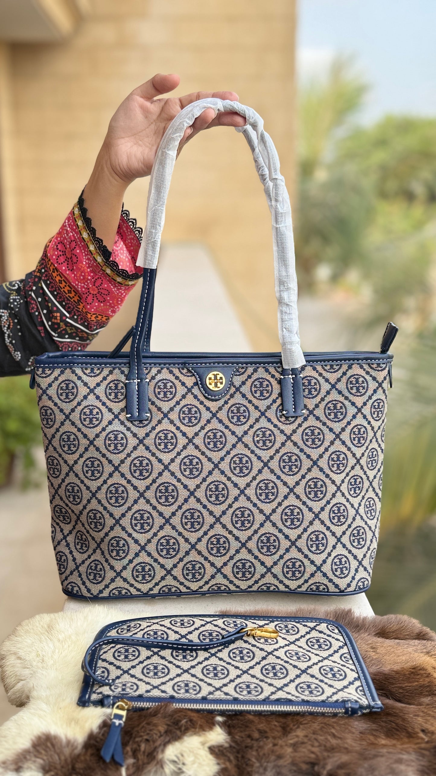 Tory Burch T Monogram Tote-Master Plus Series With Pouch