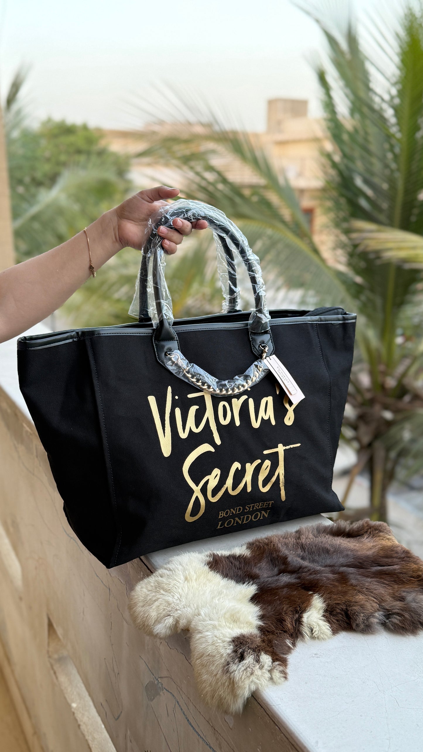 Victoria’s Secret Tote-Large