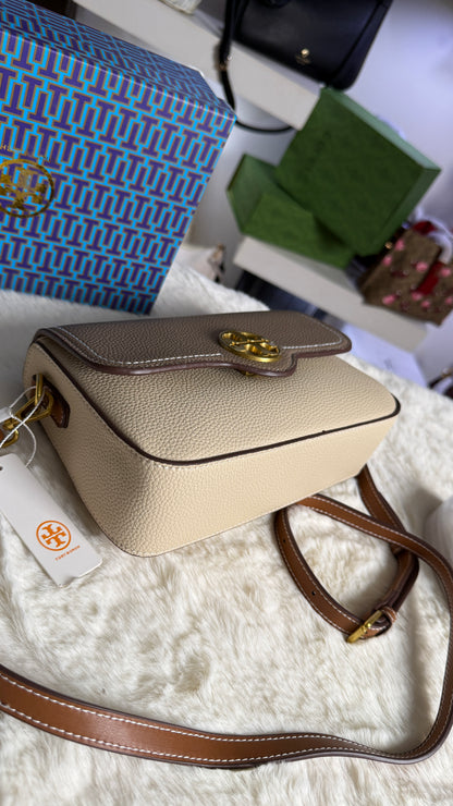 Tory burch Felix Flap Convertible-Master Series-Box Packaging