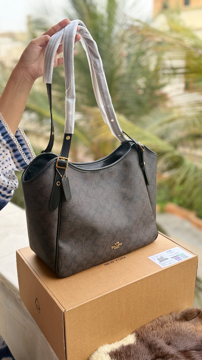 Coach Outlet Meadow Shoulder Bag-Folding Box-Master Series