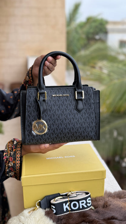 Michael Kors Satchel Small-With box-Master Series