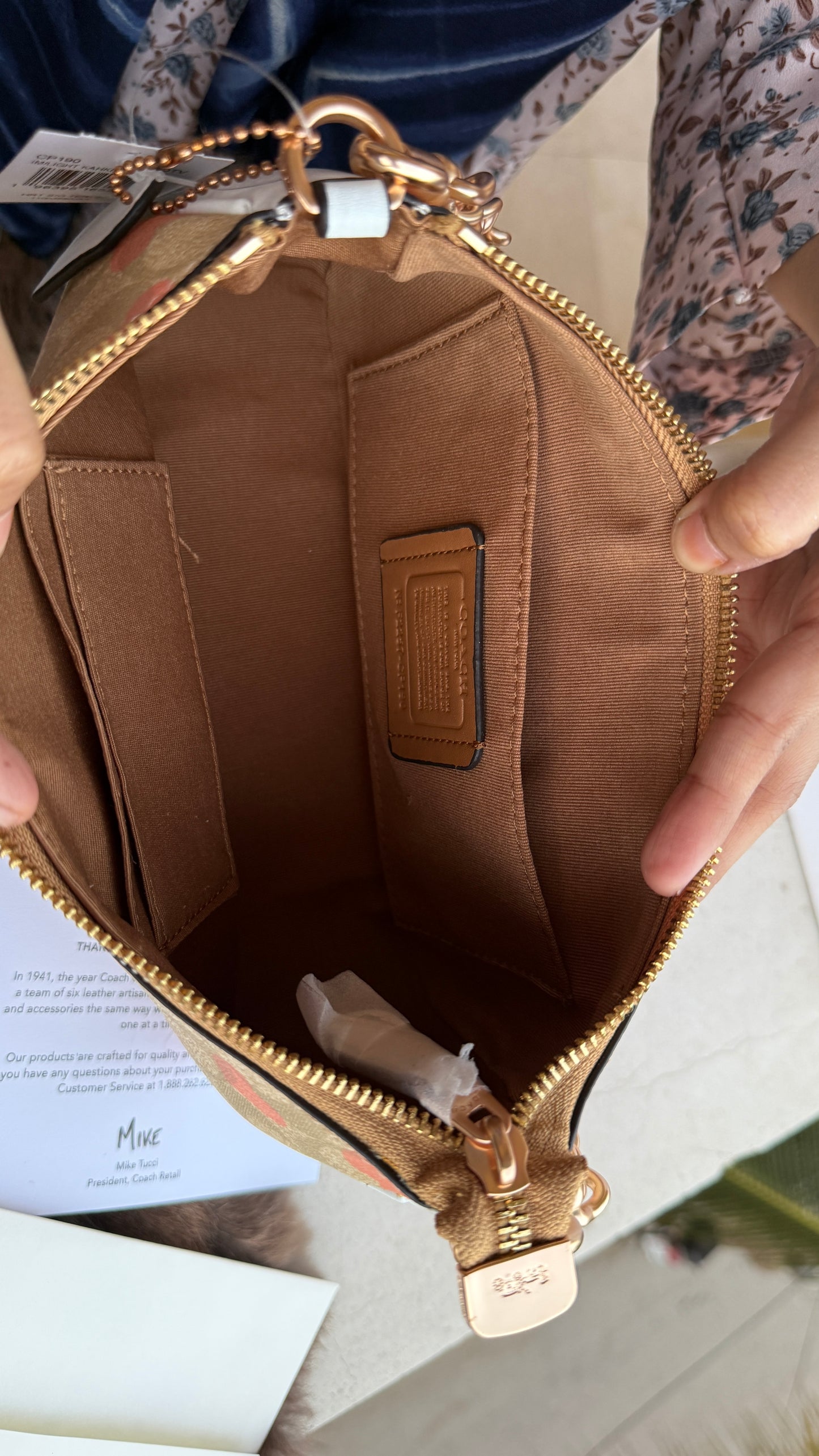 Coach Teri Hobo-Master Plus Series-folding box packaging.