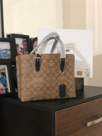 Coach MOLLIE 25 Tote Bag Lighter brown