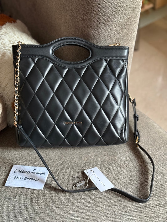 Charles & Keith Arwen Quilted Curved-Handle Bag Noir