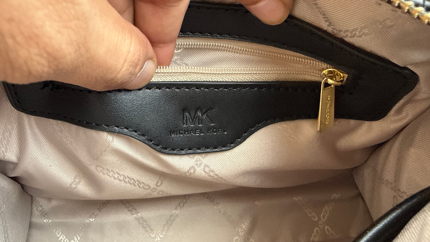 Michael Kors Satchel Small-With box-Master Series
