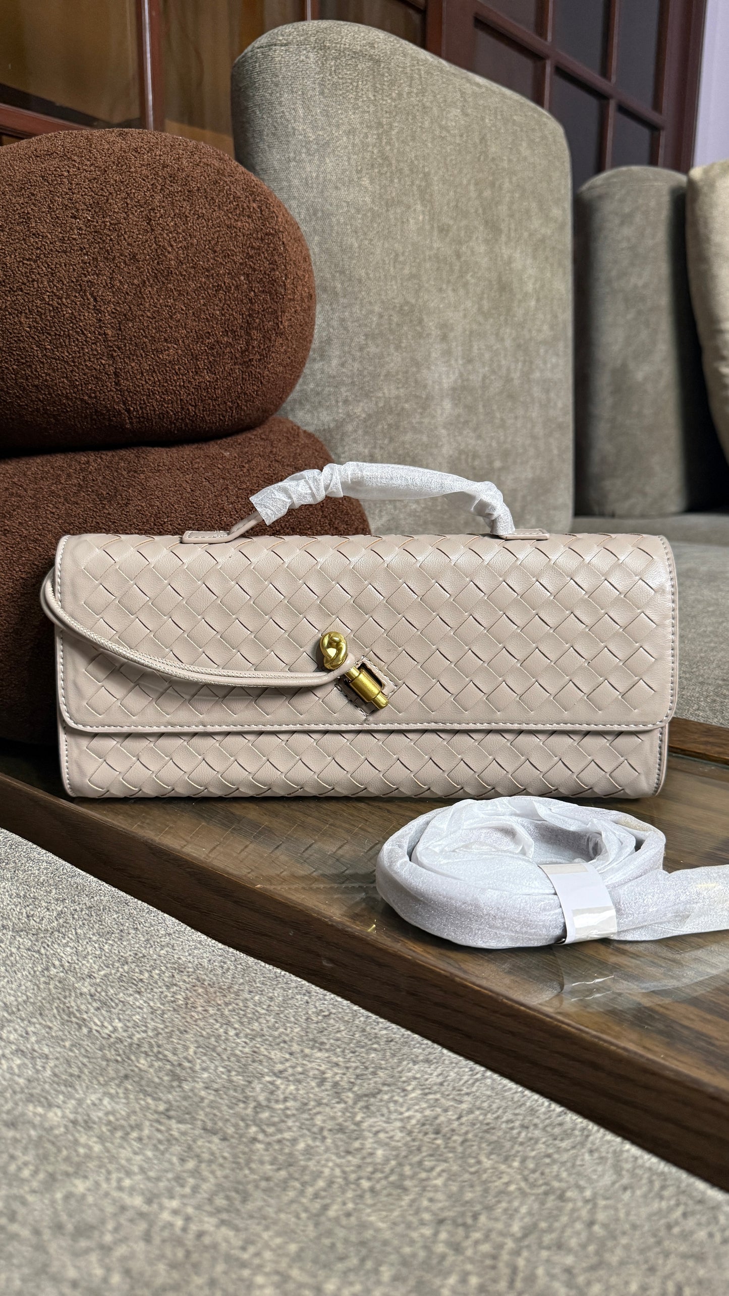 Bottega Venetta Andiamo Clutch.