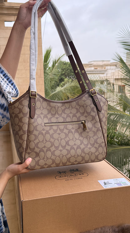 Coach Outlet Meadow Shoulder Bag-Folding Box-Master Series