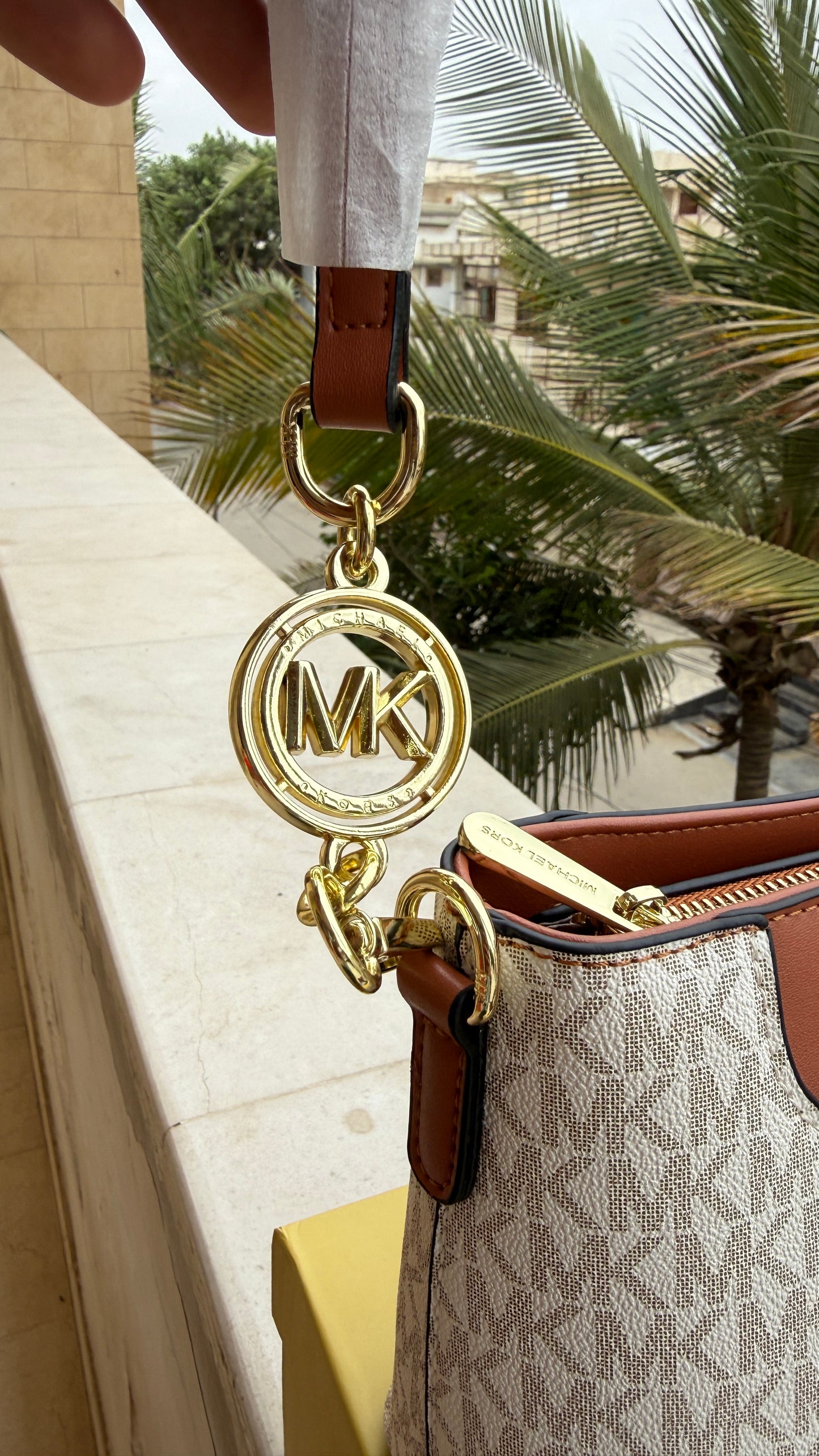 Michael Kors Crossbody/Shoulder Bag Master Series With box