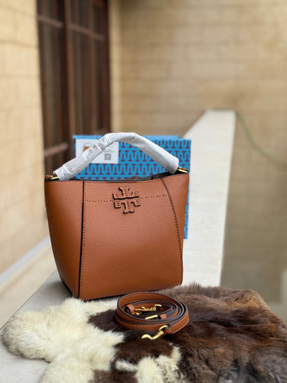 TORY BURCH MCGRAW BUCKET BAG ( Master Series )