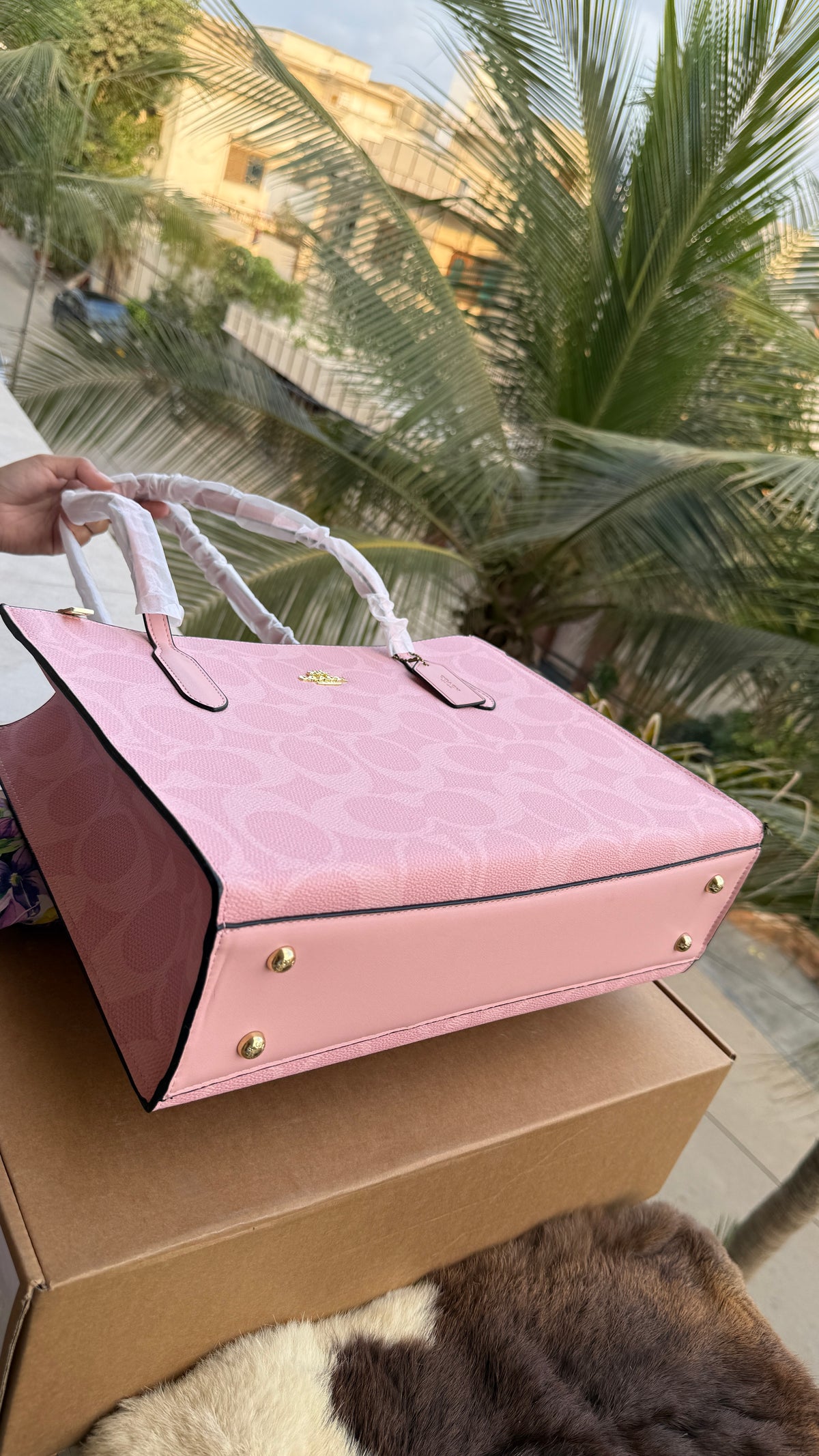 Coach Nina tote Folding Box Packing Master Plus series.