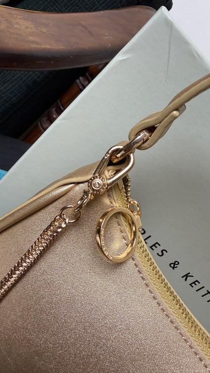 Charles & Keith Elspeth  Chain-Link Shoulder Bag.