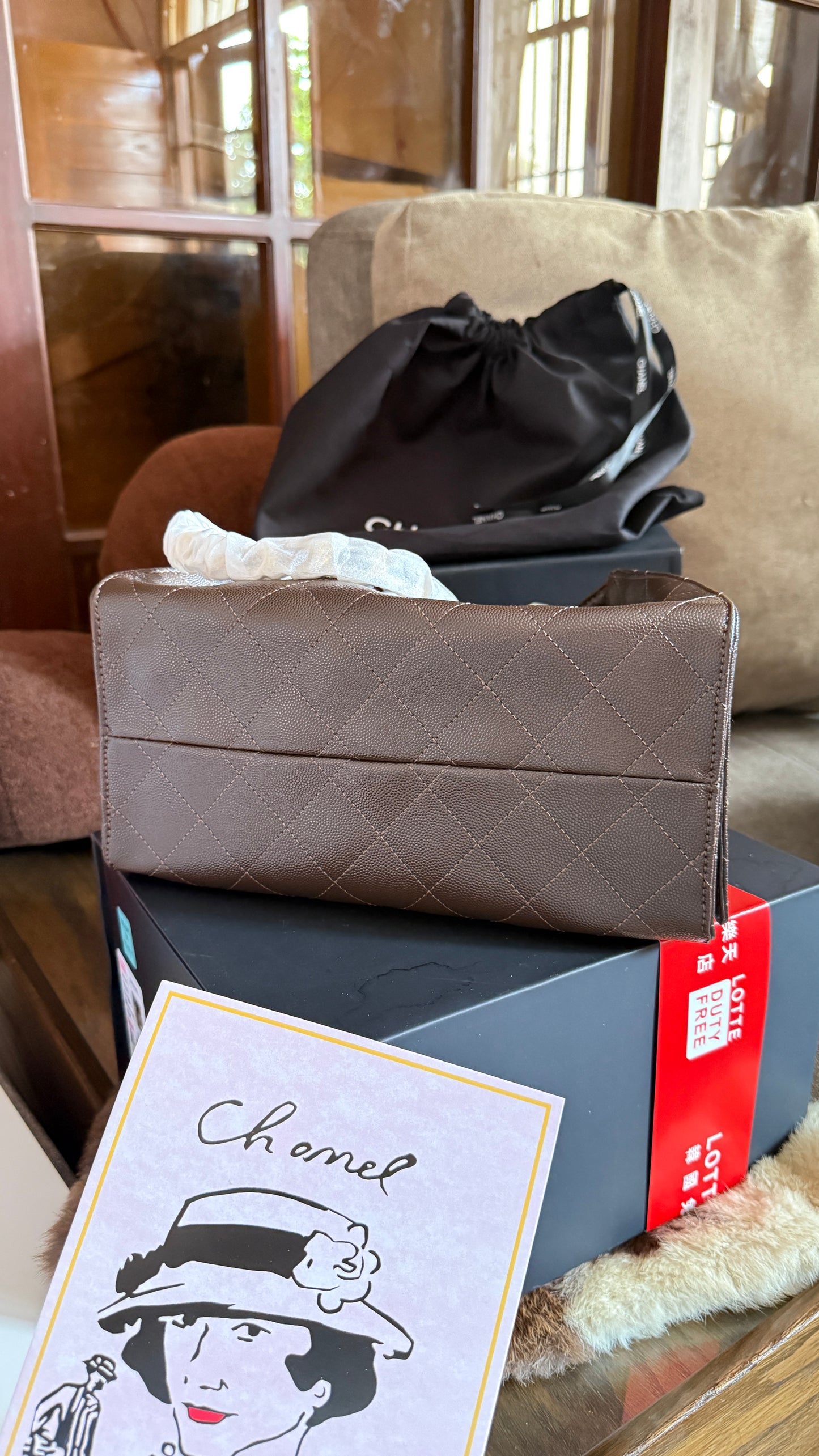 Chanel 25 small quilted hobo bag-AAA Series-Folding box Packaging.
